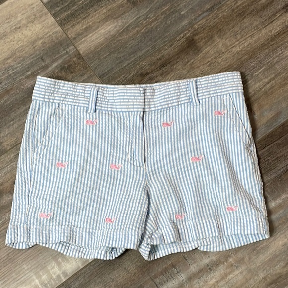 Vineyard Vines Girls Seersucker Whale Embroidered Every Day Short Blu/White 12 - Picture 1 of 4